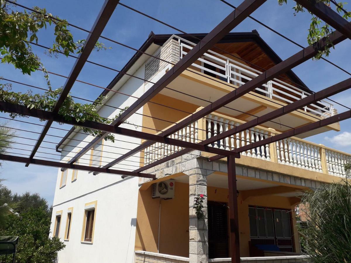 Apartmani Sara Trebinje Exterior foto